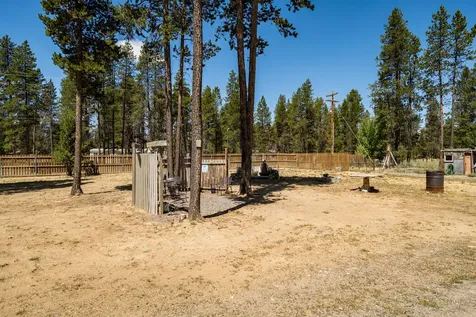 52644 Skidgel Road La Pine OR 97739