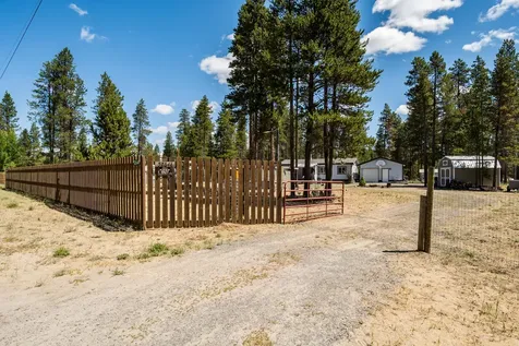 52644 Skidgel Road La Pine OR 97739