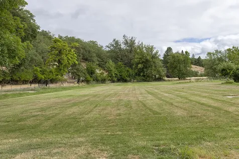 4441 Upper River Road Grants Pass OR 97526