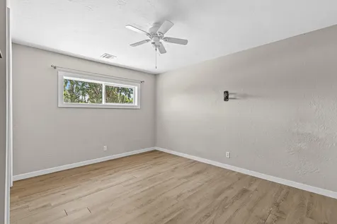 1215 Sweet Road Medford OR 97501