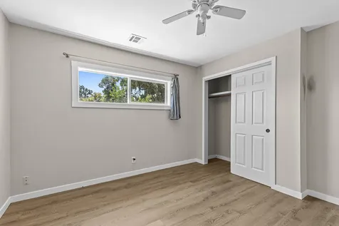 1215 Sweet Road Medford OR 97501