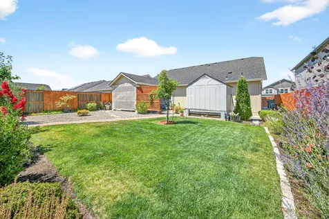 3288 Cheltenham Way Medford OR 97504