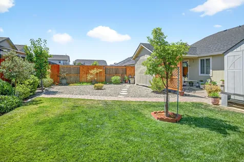 3288 Cheltenham Way Medford OR 97504