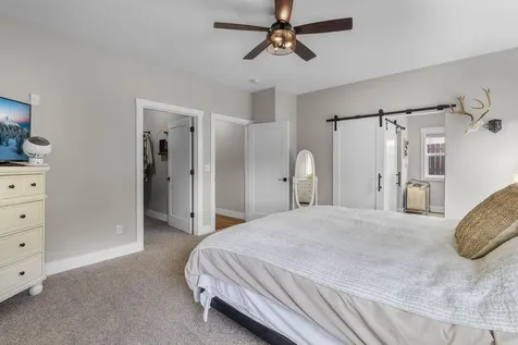 4660 SW Salmon Avenue Redmond OR 97756