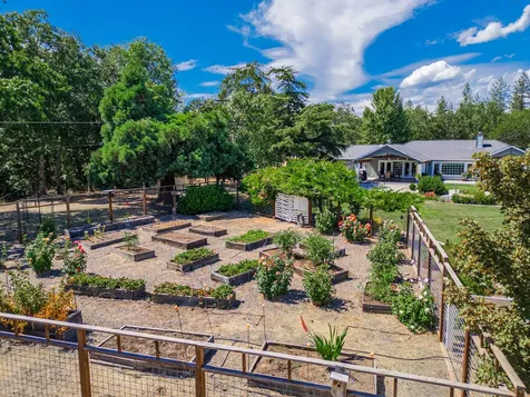 700 Rogue Wood Drive White City OR 97503