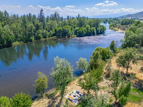 700 Rogue Wood Drive White City OR 97503