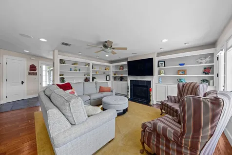 700 Rogue Wood Drive White City OR 97503