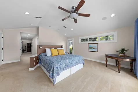 700 Rogue Wood Drive White City OR 97503