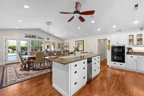 700 Rogue Wood Drive White City OR 97503