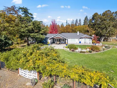 700 Rogue Wood Drive White City OR 97503