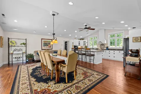 700 Rogue Wood Drive White City OR 97503