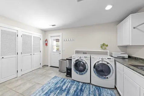 700 Rogue Wood Drive White City OR 97503