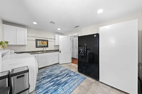 700 Rogue Wood Drive White City OR 97503
