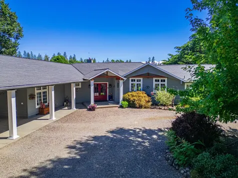 700 Rogue Wood Drive White City OR 97503