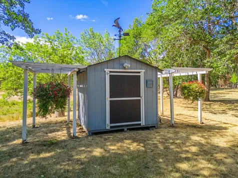 700 Rogue Wood Drive White City OR 97503