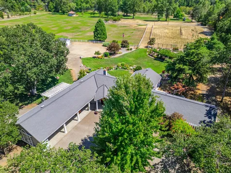 700 Rogue Wood Drive White City OR 97503