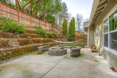 2270 Haviland Drive Grants Pass OR 97527