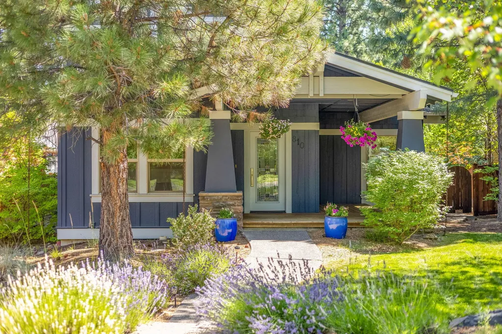 810 NW Fort Clatsop Street Bend OR 97703
