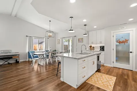 7595 Wilson Way White City OR 97503