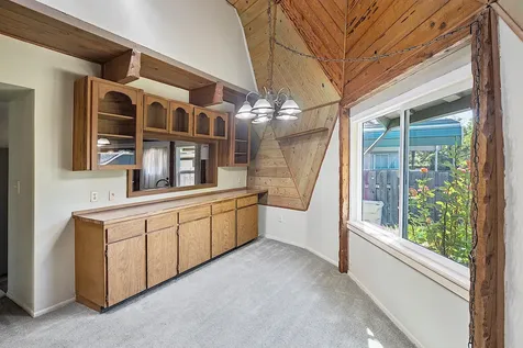 848 NE 8th Street Grants Pass OR 97526
