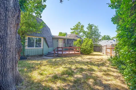 848 NE 8th Street Grants Pass OR 97526