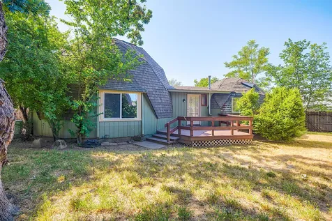 848 NE 8th Street Grants Pass OR 97526