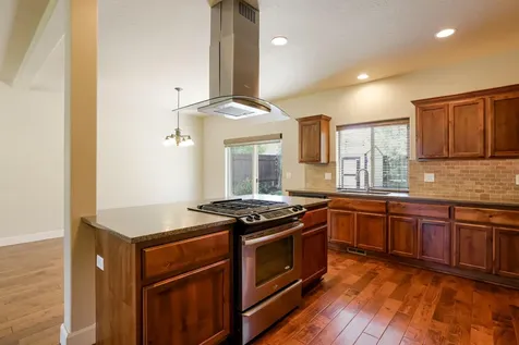 3031 NE Red Oak Drive Bend OR 97701