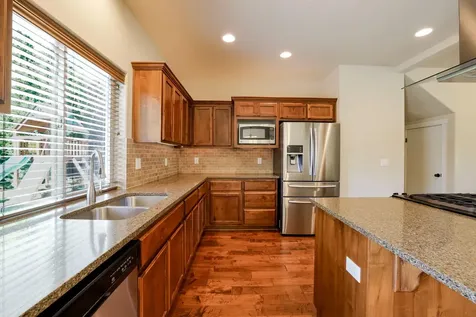 3031 NE Red Oak Drive Bend OR 97701