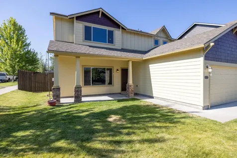 3031 NE Red Oak Drive Bend OR 97701