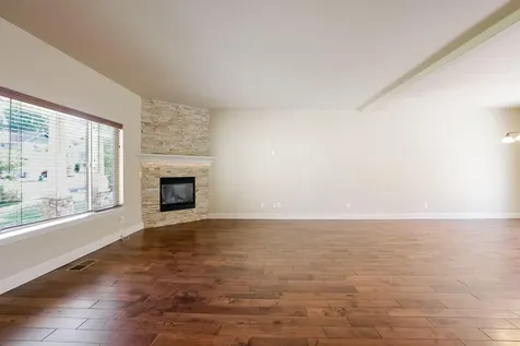3031 NE Red Oak Drive Bend OR 97701
