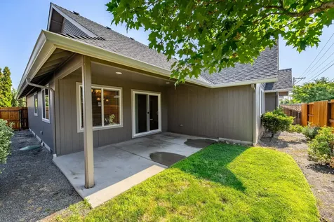 1499 SW David Drive Grants Pass OR 97527
