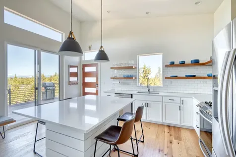 17905 2nd Avenue Bend OR 97703