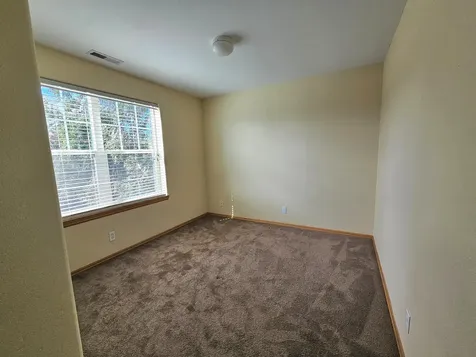 3331 SW Juniper Avenue Redmond OR 97756