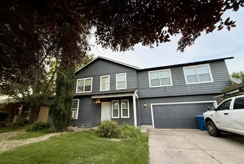 3331 SW Juniper Avenue Redmond OR 97756