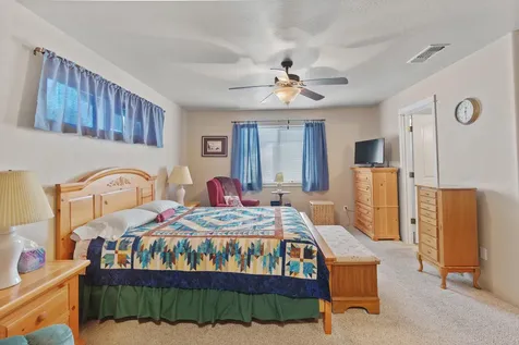 367 SW Wagner Meadows Drive Grants Pass OR 97526