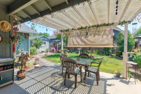 367 SW Wagner Meadows Drive Grants Pass OR 97526