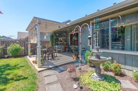 367 SW Wagner Meadows Drive Grants Pass OR 97526