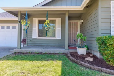 367 SW Wagner Meadows Drive Grants Pass OR 97526