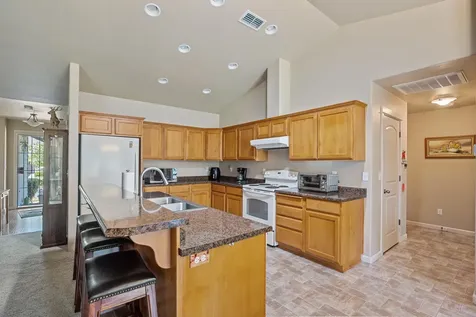 367 SW Wagner Meadows Drive Grants Pass OR 97526