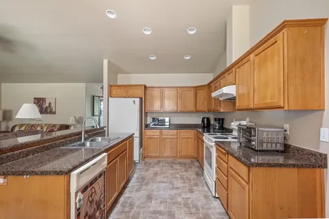 367 SW Wagner Meadows Drive Grants Pass OR 97526