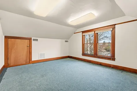 858 NE A Street Grants Pass OR 97526