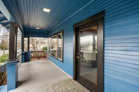858 NE A Street Grants Pass OR 97526