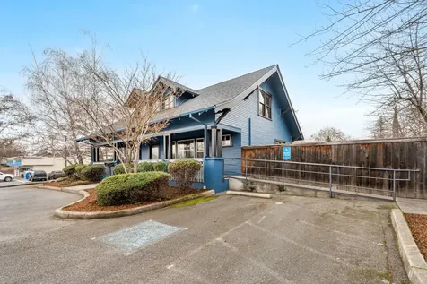 858 NE A Street Grants Pass OR 97526