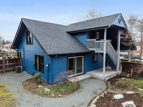858 NE A Street Grants Pass OR 97526
