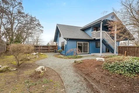 858 NE A Street Grants Pass OR 97526