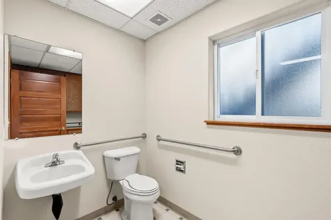 858 NE A Street Grants Pass OR 97526
