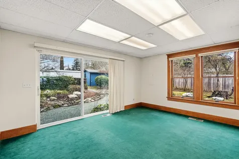 858 NE A Street Grants Pass OR 97526