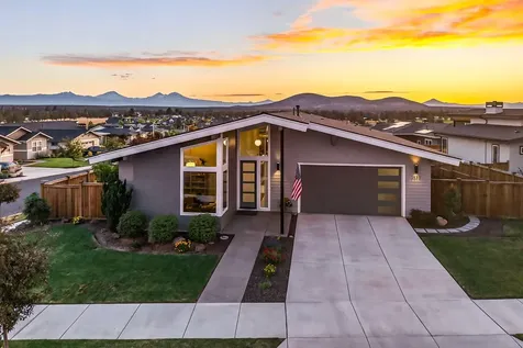 3573 SW 44th Street Redmond OR 97756