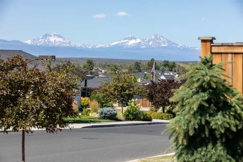 3573 SW 44th Street Redmond OR 97756