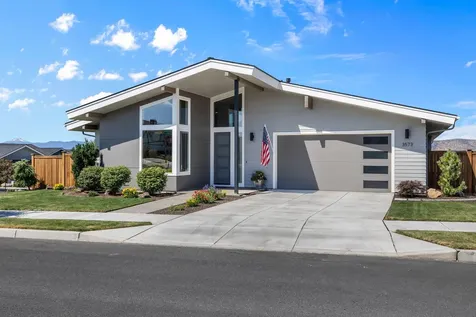 3573 SW 44th Street Redmond OR 97756